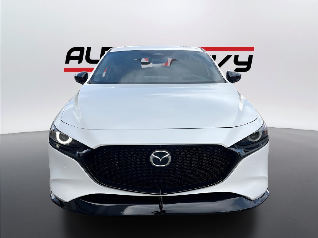 Used 2024 MAZDA MAZDA3 Hatchback w/ Appearance Package AWD/4WD image 2