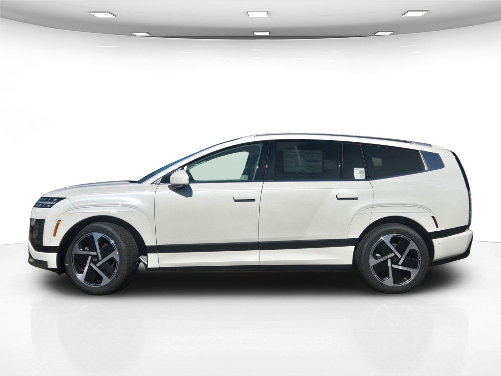 New 2026 Hyundai Ioniq 9 Calligraphy image 4