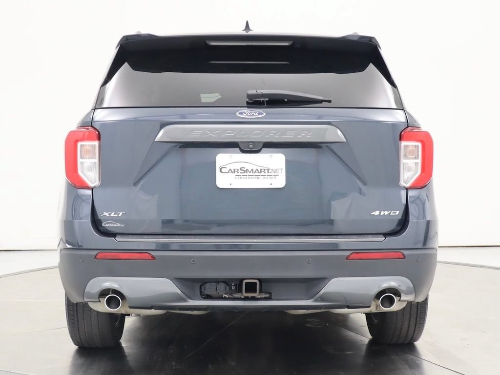 Used 2022 Ford Explorer XLT w/ Equipment Group 202A AWD/4WD image 4