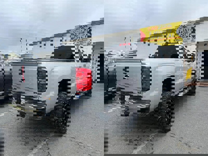 Used 2017 Chevrolet Silverado 2500 LT w/ All Star Edition RWD image 12