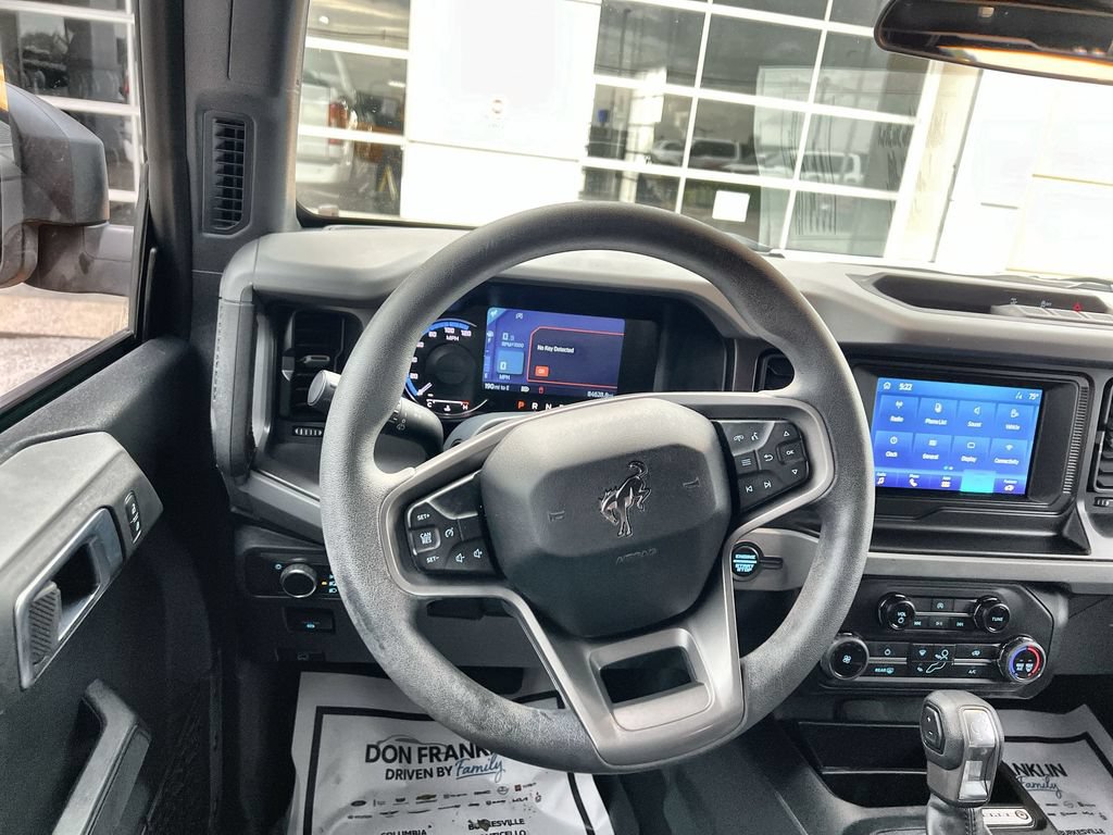 Used 2022 Ford Bronco 4-Door AWD/4WD image 14