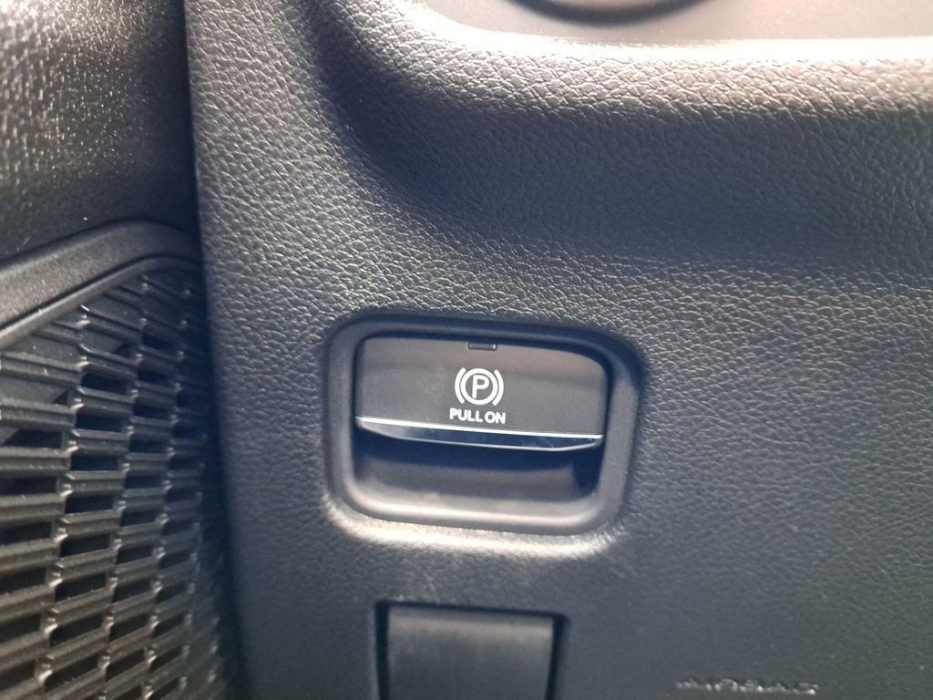 New 2025 Jeep Grand Cherokee Laredo X w/ Luxury Tech Group I image 34