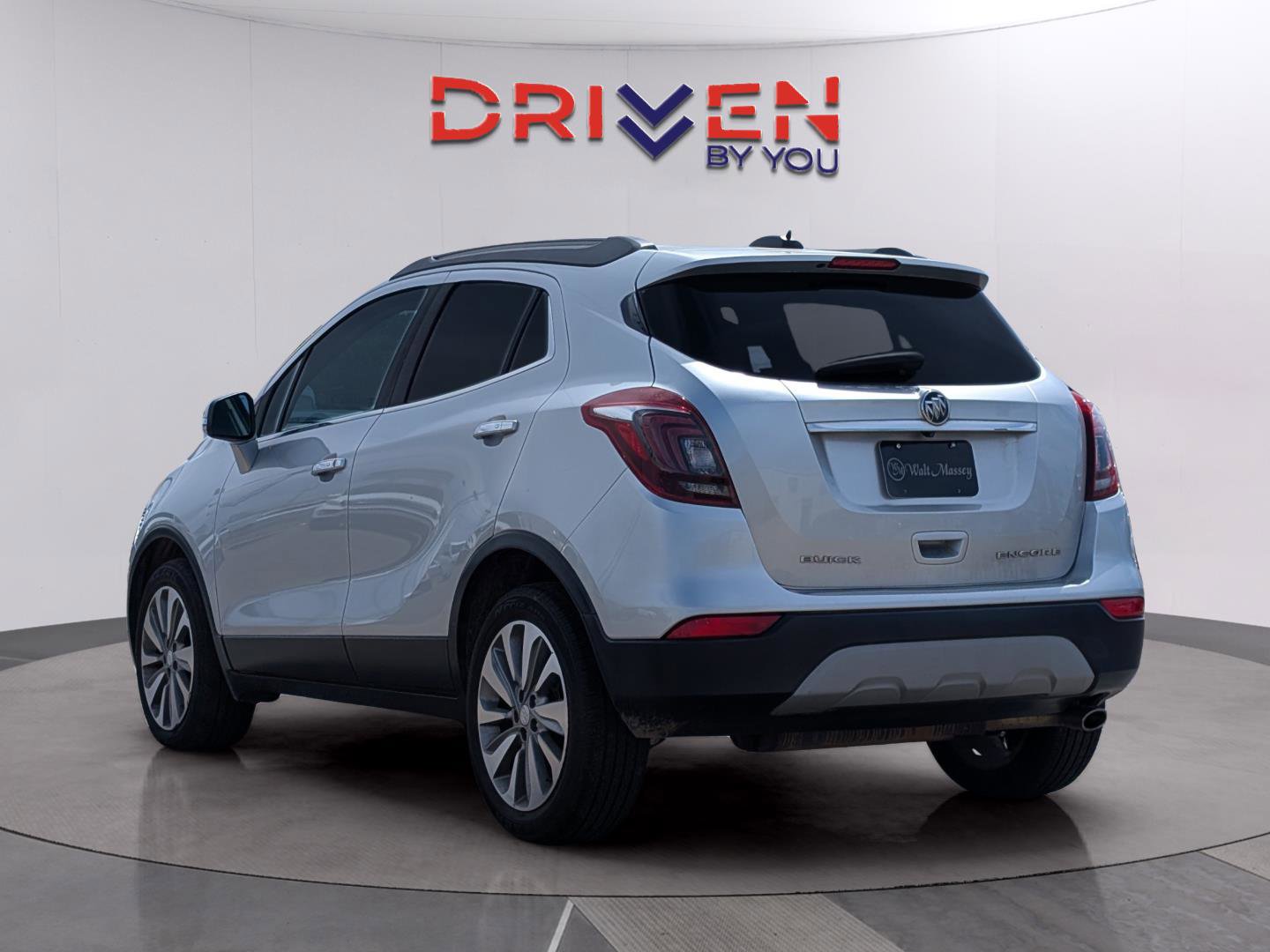 Used 2017 Buick Encore Preferred image 3