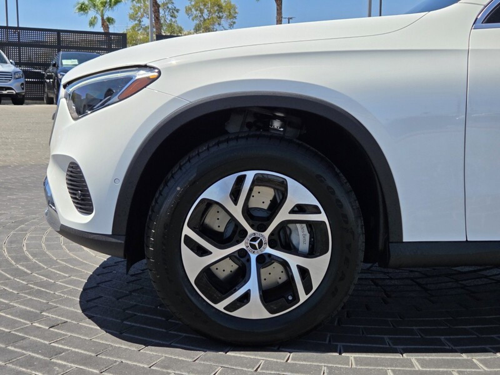 New 2026 Mercedes-Benz GLC 350e 4MATIC image 10