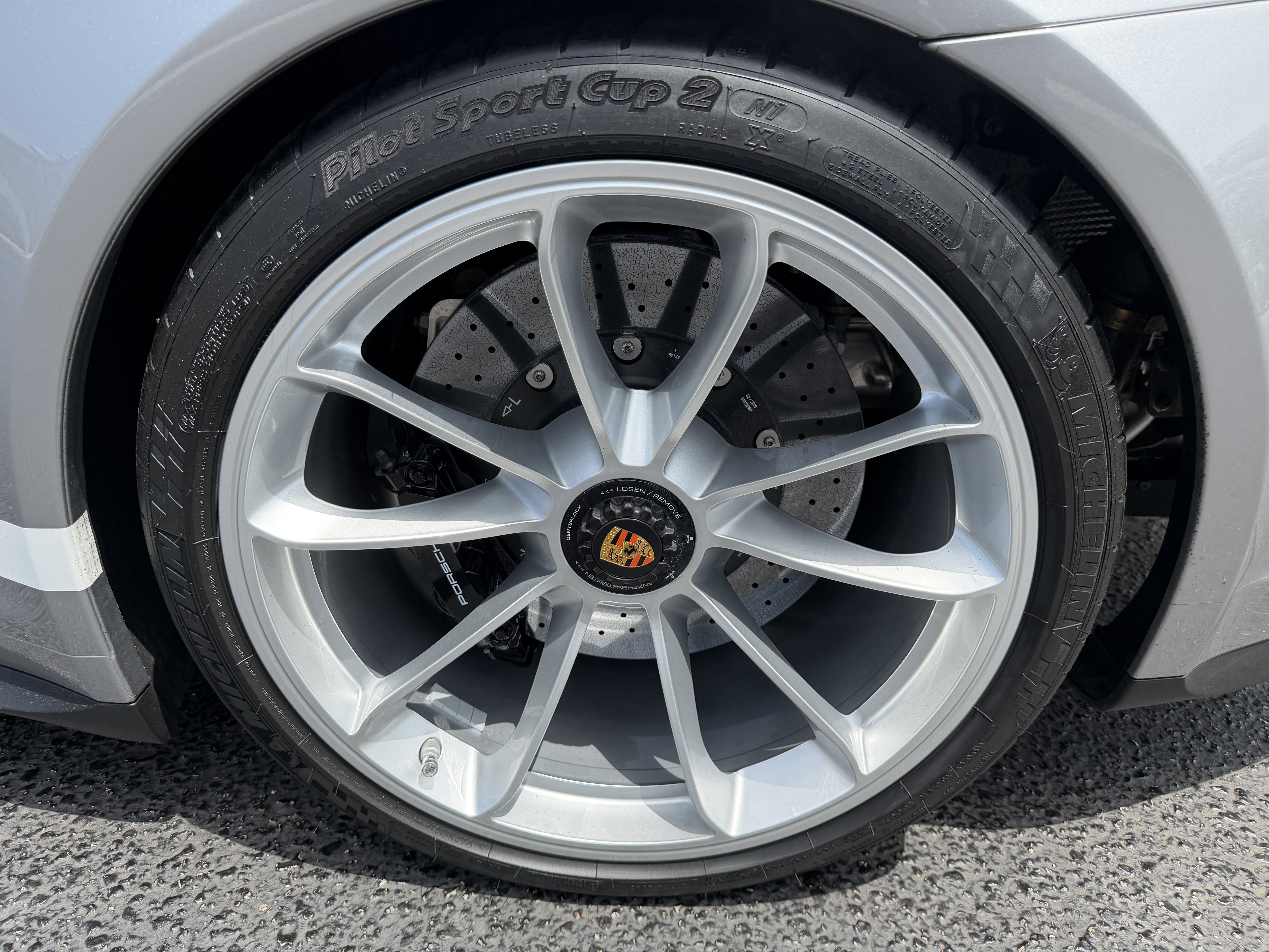 Certified 2019 Porsche 911 Speedster RWD image 9