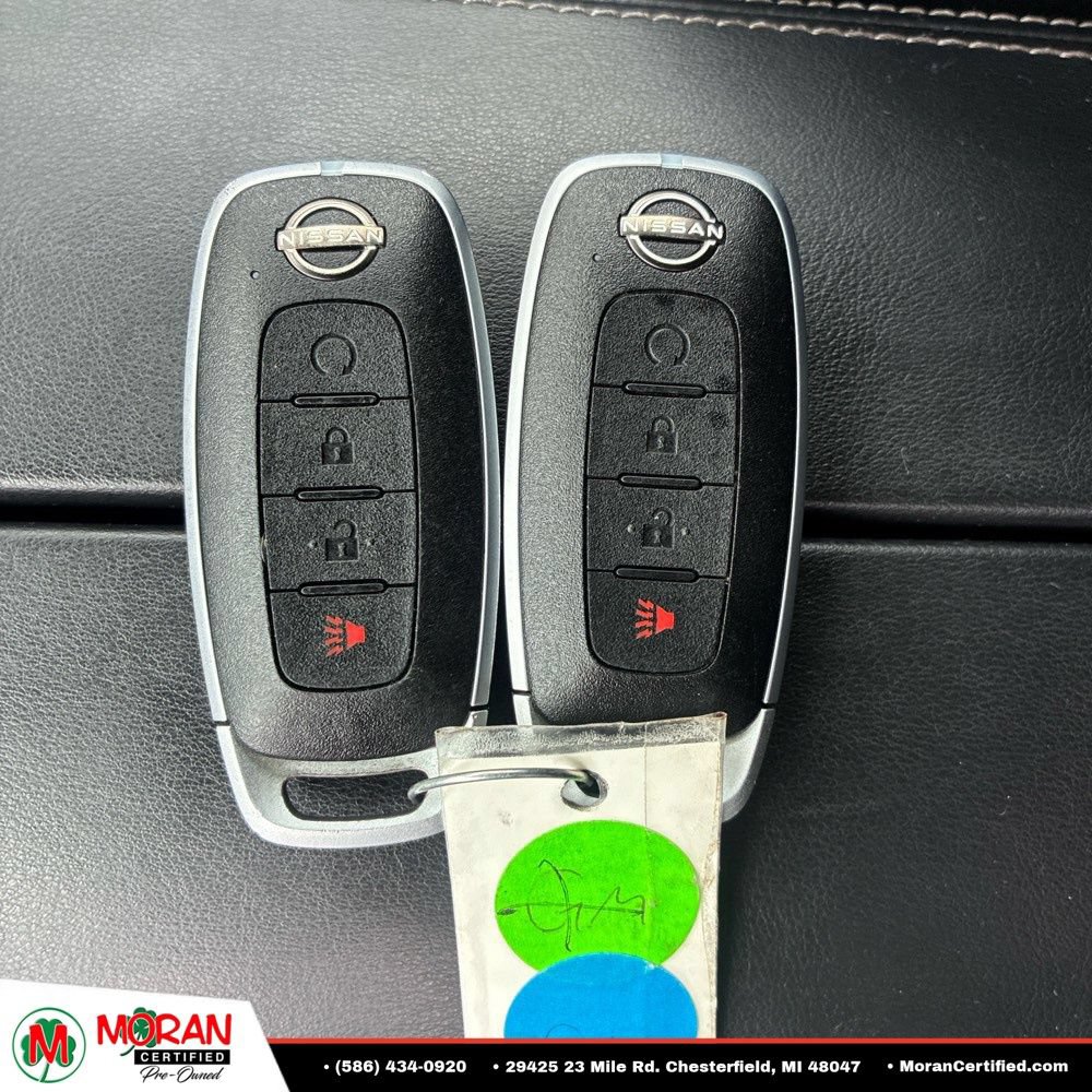 Used 2023 Nissan Rogue SV AWD/4WD image 19