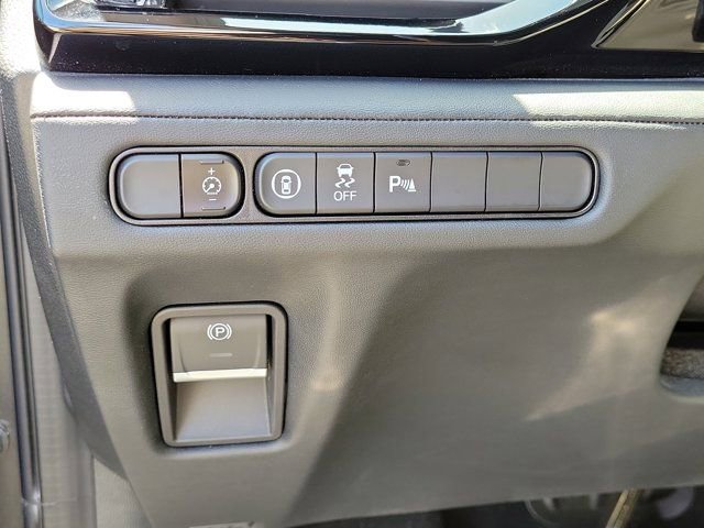 Certified 2024 Acura MDX FWD w/ Technology Package image 11