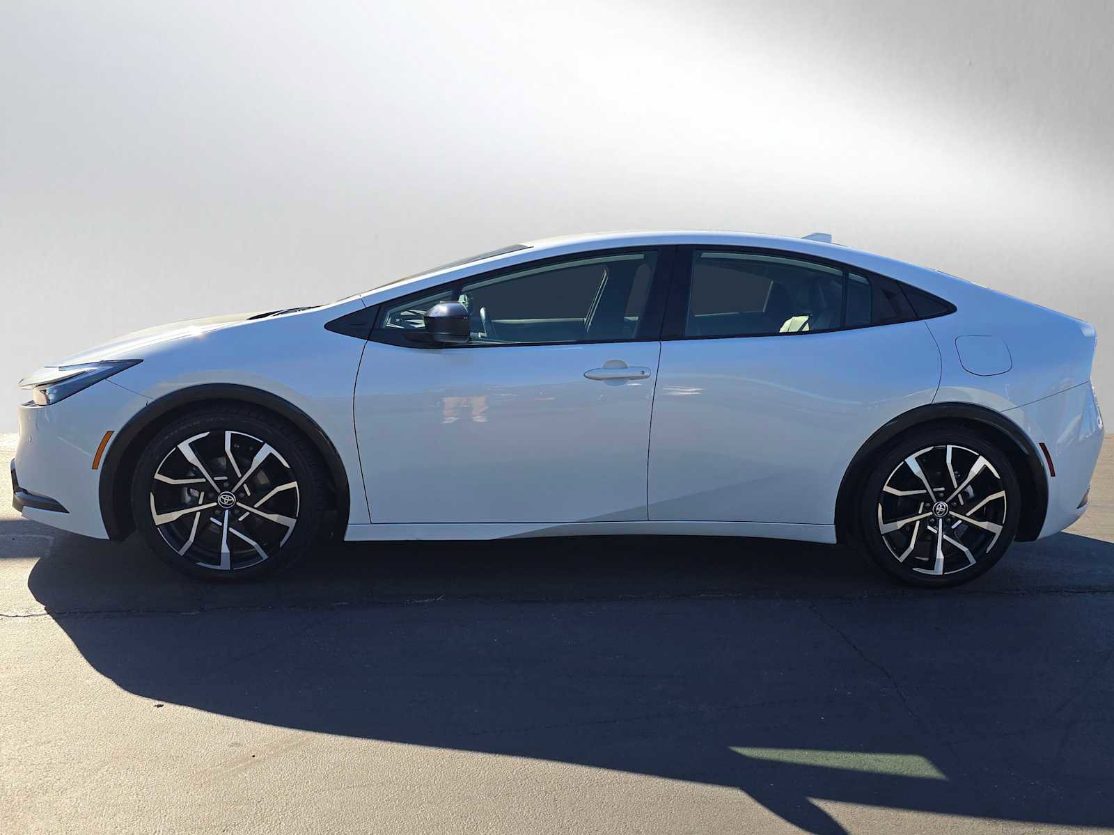 Certified 2023 Toyota Prius Prime image 6