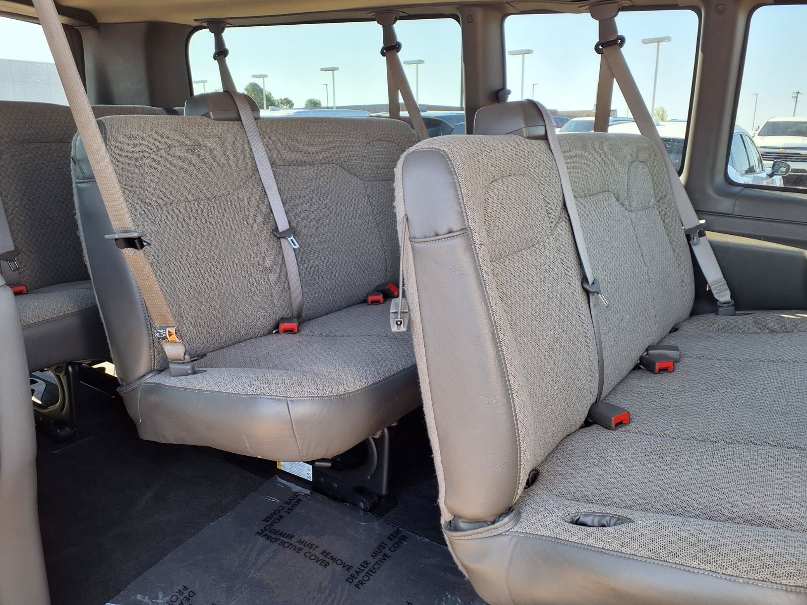 Used 2026 GMC Savana 3500 LT w/ LT Preferred Equipment Group RWD image 16