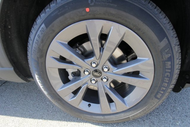 New 2025 Ford Explorer Active w/ Active Comfort Package image 12