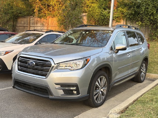 Used 2020 Subaru Ascent Limited w/ Technology Package AWD/4WD image 3