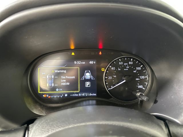 Used 2023 Nissan Kicks SV image 17