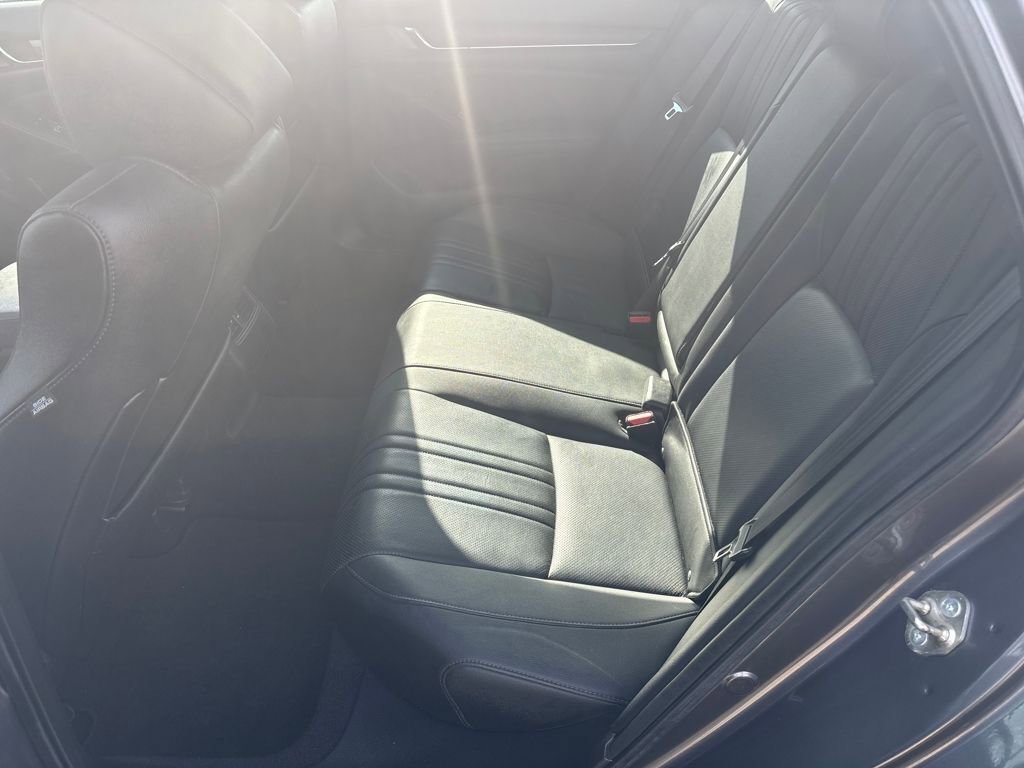 Certified 2019 Honda Accord Touring image 28