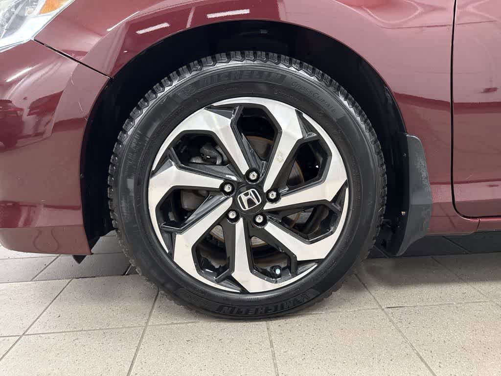 Used 2017 Honda Accord EX-L image 10