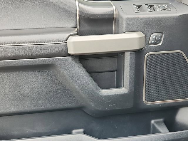 Used 2018 Ford F150 Raptor w/ Equipment Group 802A Luxury image 9