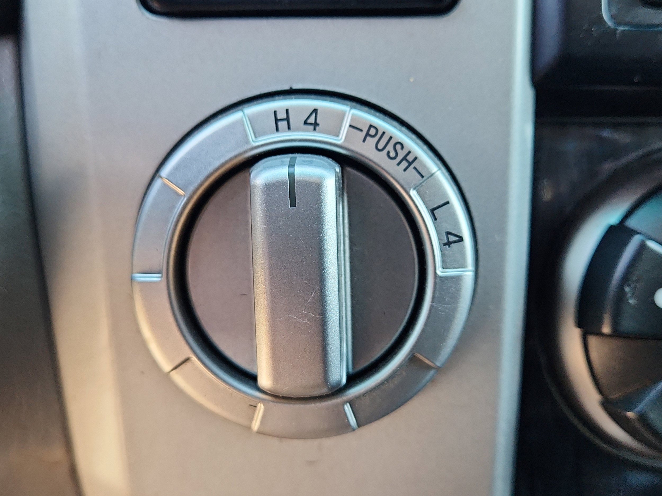 Used 2007 Toyota 4Runner Limited AWD/4WD image 23