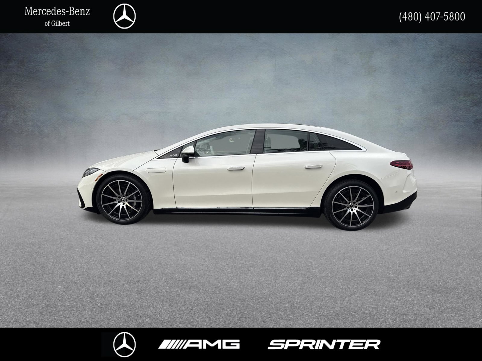 Certified 2022 Mercedes-Benz EQS 580 4MATIC Sedan image 3