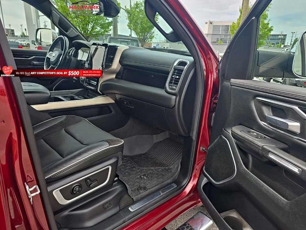Used 2019 RAM 1500 Laramie w/ Sport Appearance Package image 19