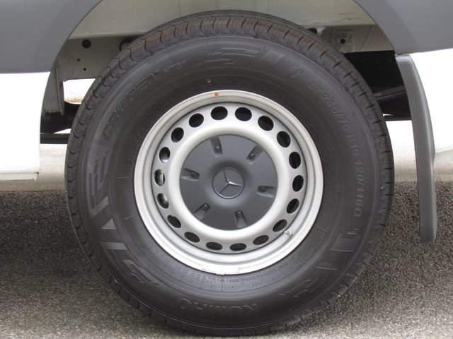 Certified 2025 Mercedes-Benz Sprinter 2500 image 35