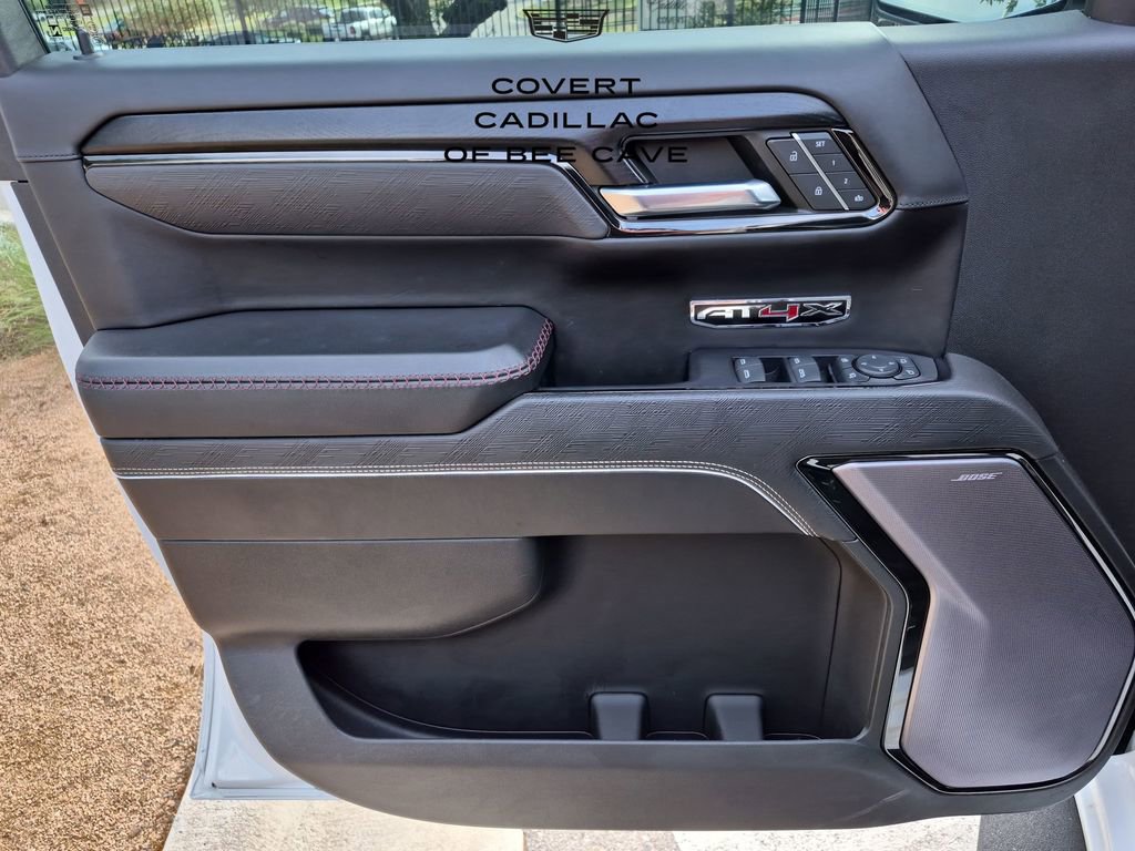 Used 2022 GMC Sierra 1500 AT4X image 32