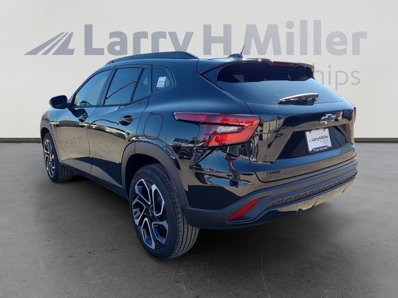 New 2026 Chevrolet Trax RS w/ Driver Confidence Package image 3