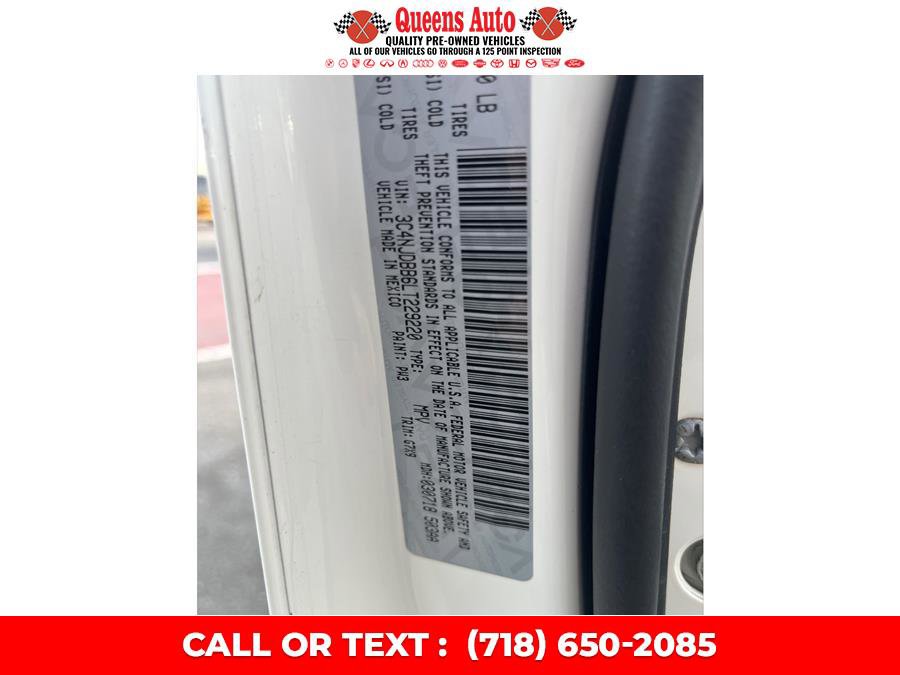 Used 2020 Jeep Compass Latitude image 25