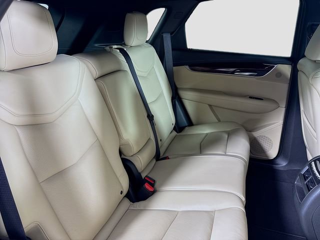 Used 2017 Cadillac XT5 Premium Luxury w/ Driver Assist Package image 30