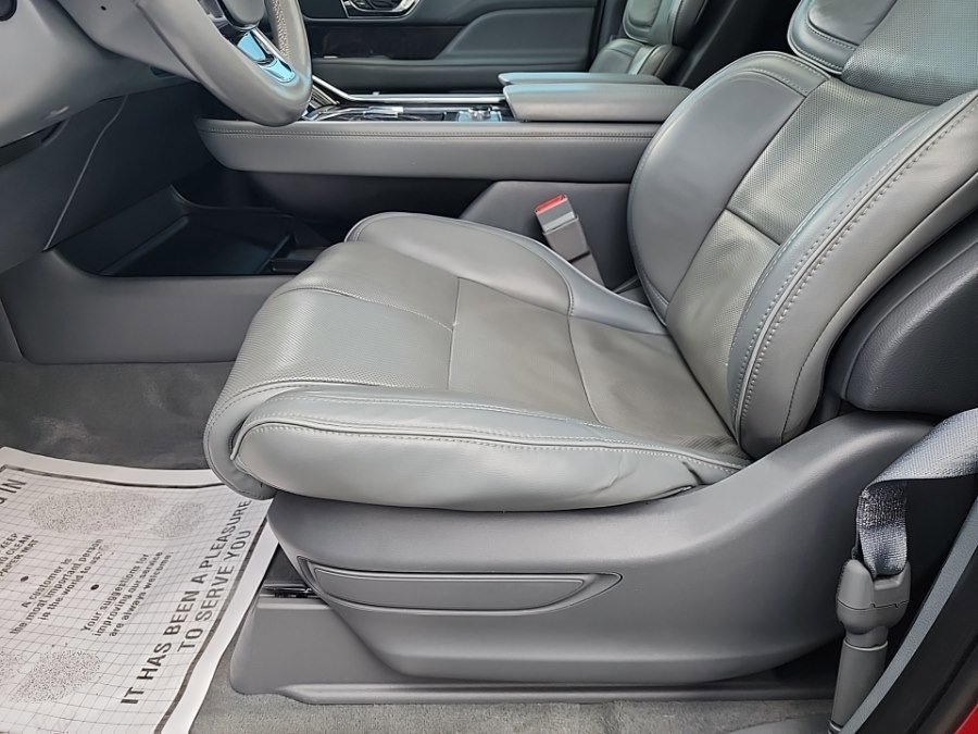 Used 2019 Lincoln Navigator L Reserve w/ Cargo Package AWD/4WD image 25