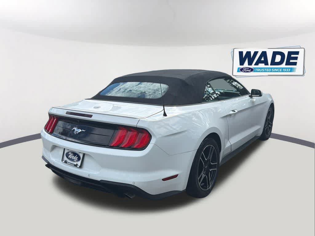 Used 2022 Ford Mustang Premium RWD image 5
