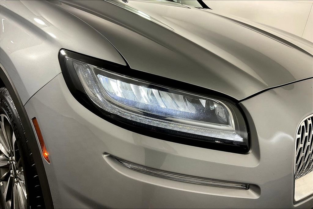 Used 2023 Lincoln Nautilus Reserve image 40