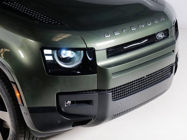 New 2026 Land Rover Defender 110 X-Dynamic SE AWD/4WD image 29