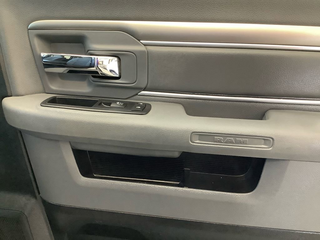 Used 2015 RAM 1500 Lone Star image 15