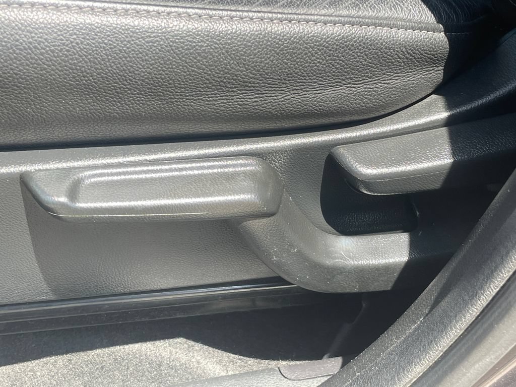 Used 2017 Honda HR-V EX-L image 32
