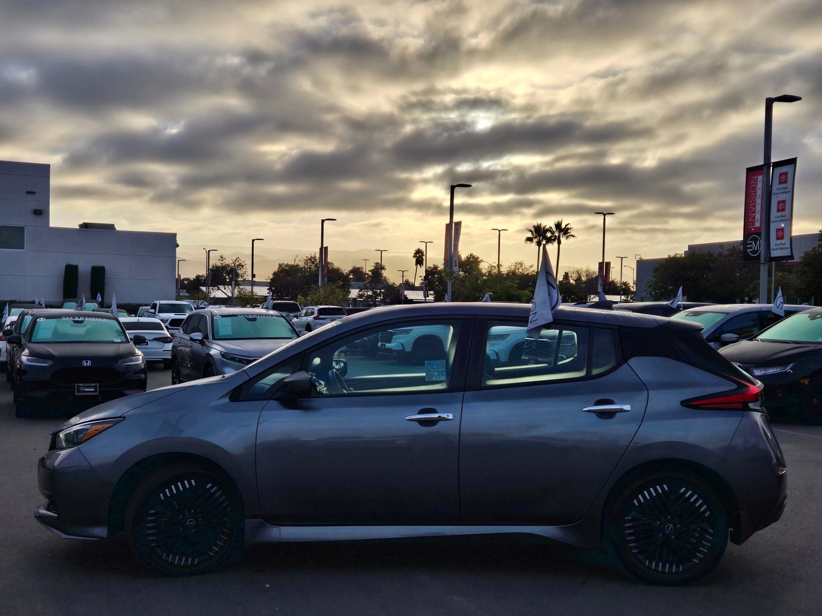 Used 2024 Nissan Leaf SV Plus FWD image 4