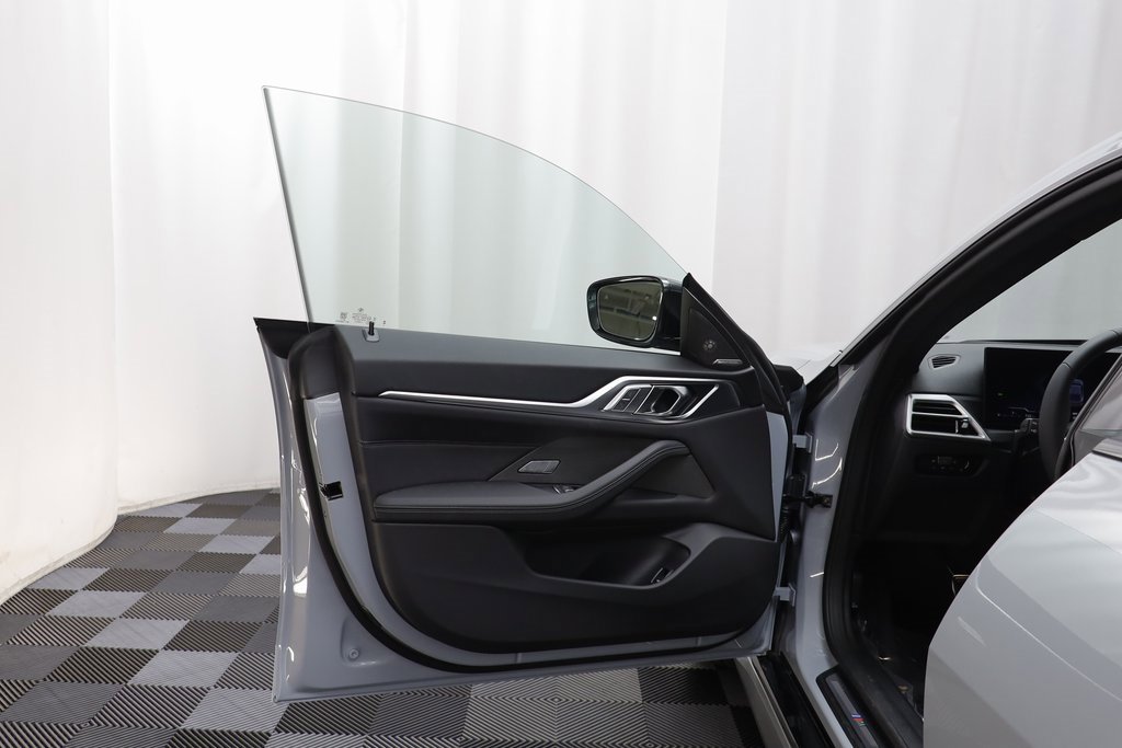 New 2026 BMW 430i xDrive w/ M Sport Package image 5