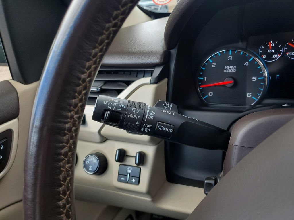 Used 2019 GMC Yukon Denali w/ Denali Ultimate Package AWD/4WD image 25