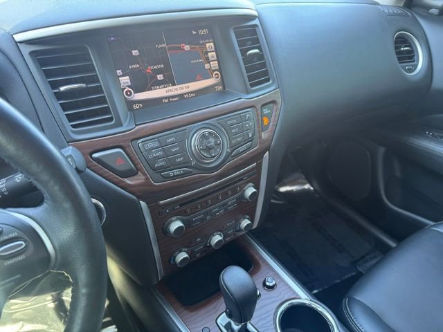 Used 2019 Nissan Pathfinder Platinum FWD image 19