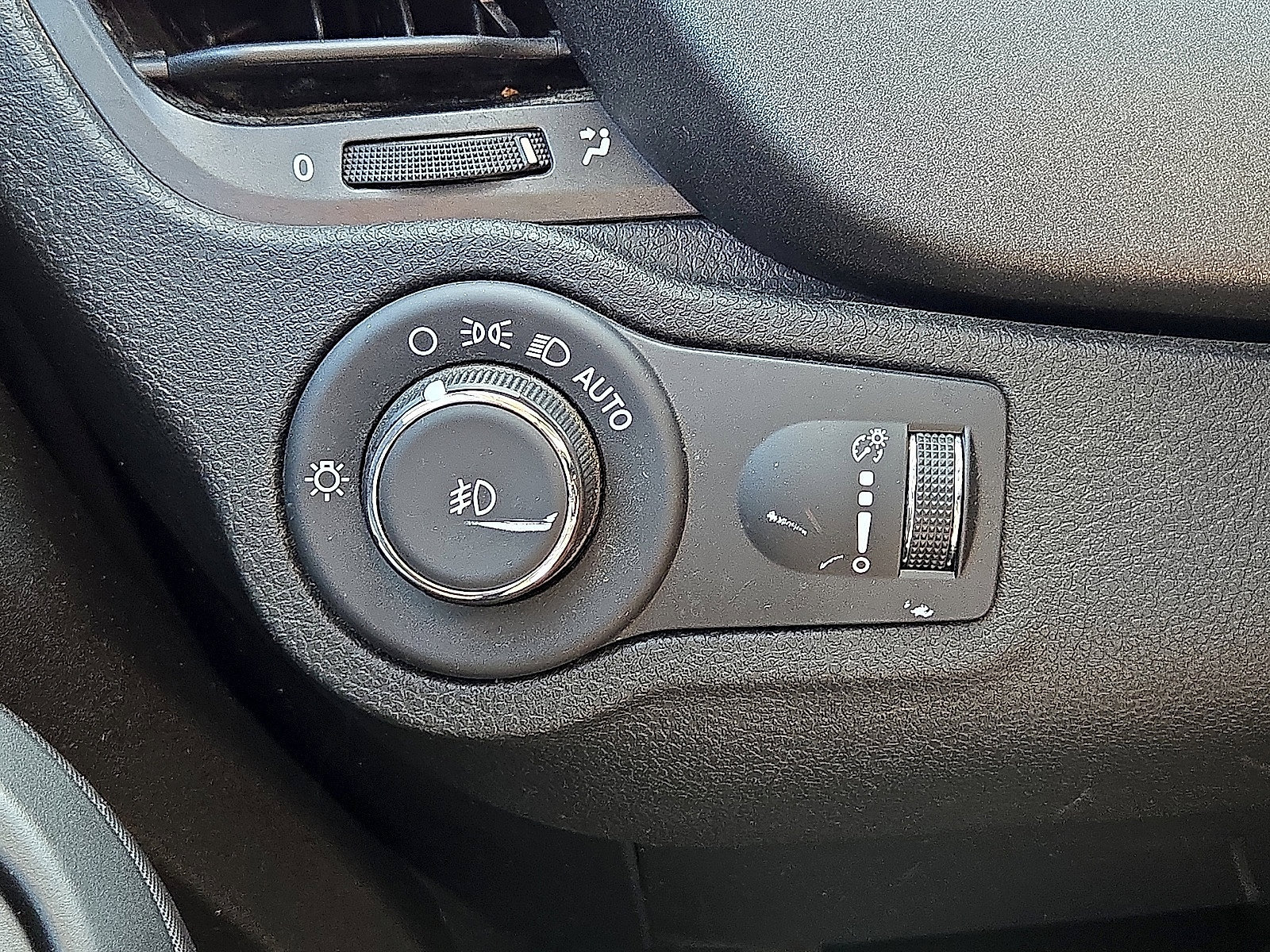 Used 2023 FIAT 500X Pop w/ Comfort Group AWD/4WD image 24