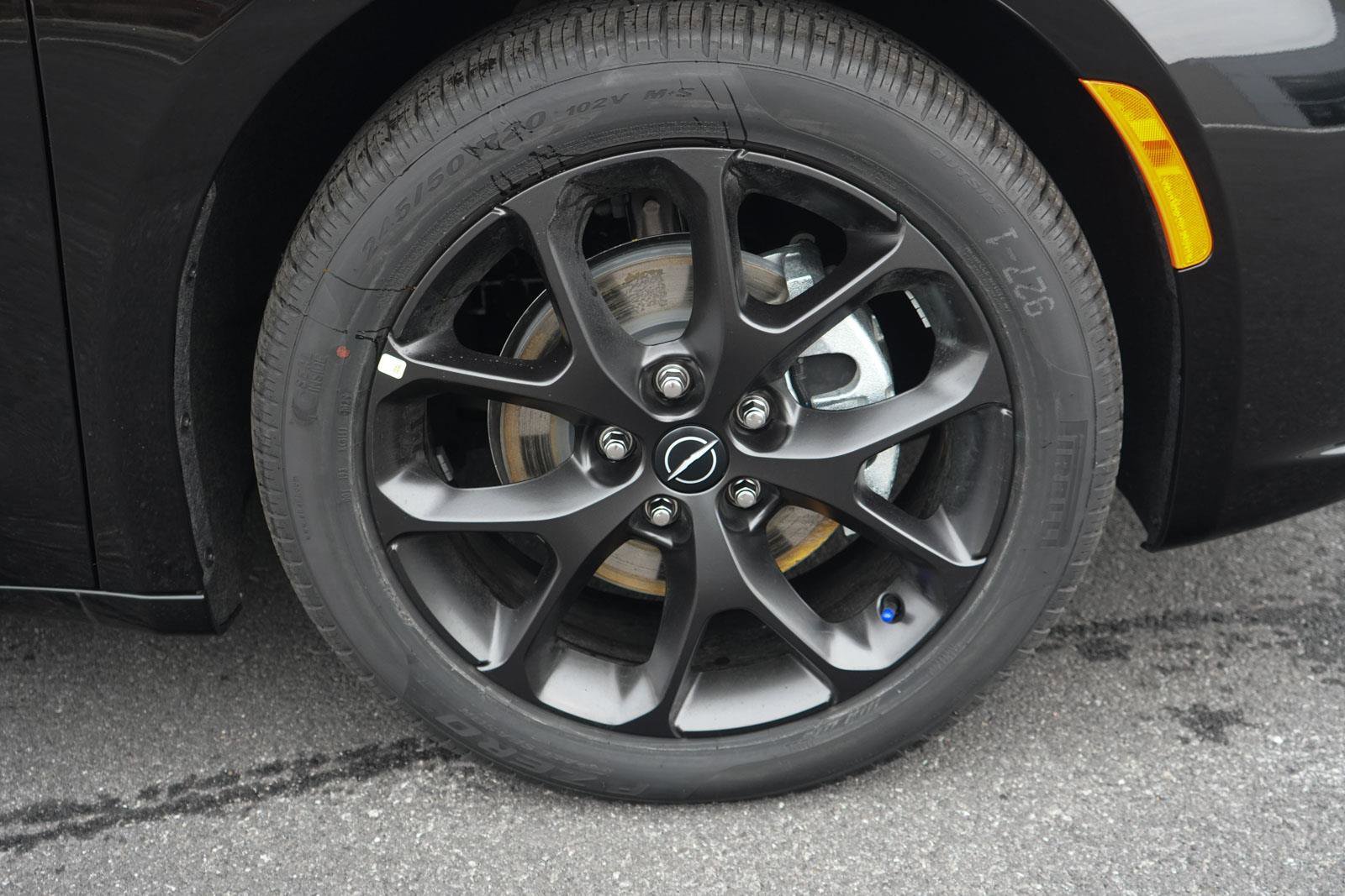 New 2026 Chrysler Pacifica Select w/ S Appearance Package image 13