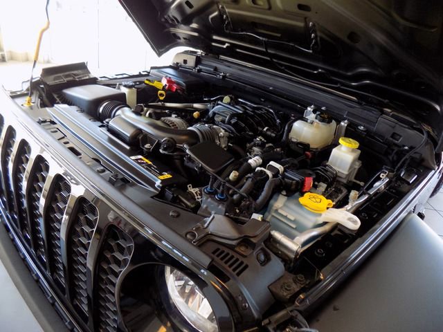 Certified 2023 Jeep Gladiator Sport AWD/4WD image 34