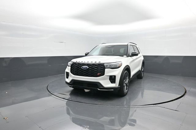 New 2026 Ford Explorer ST w/ Sun And Sound Package image 3