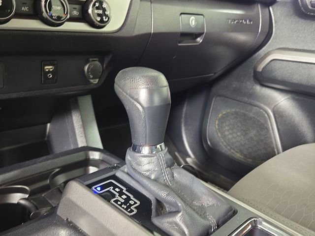 Used 2017 Toyota Tacoma SR5 w/ Tow Package image 21