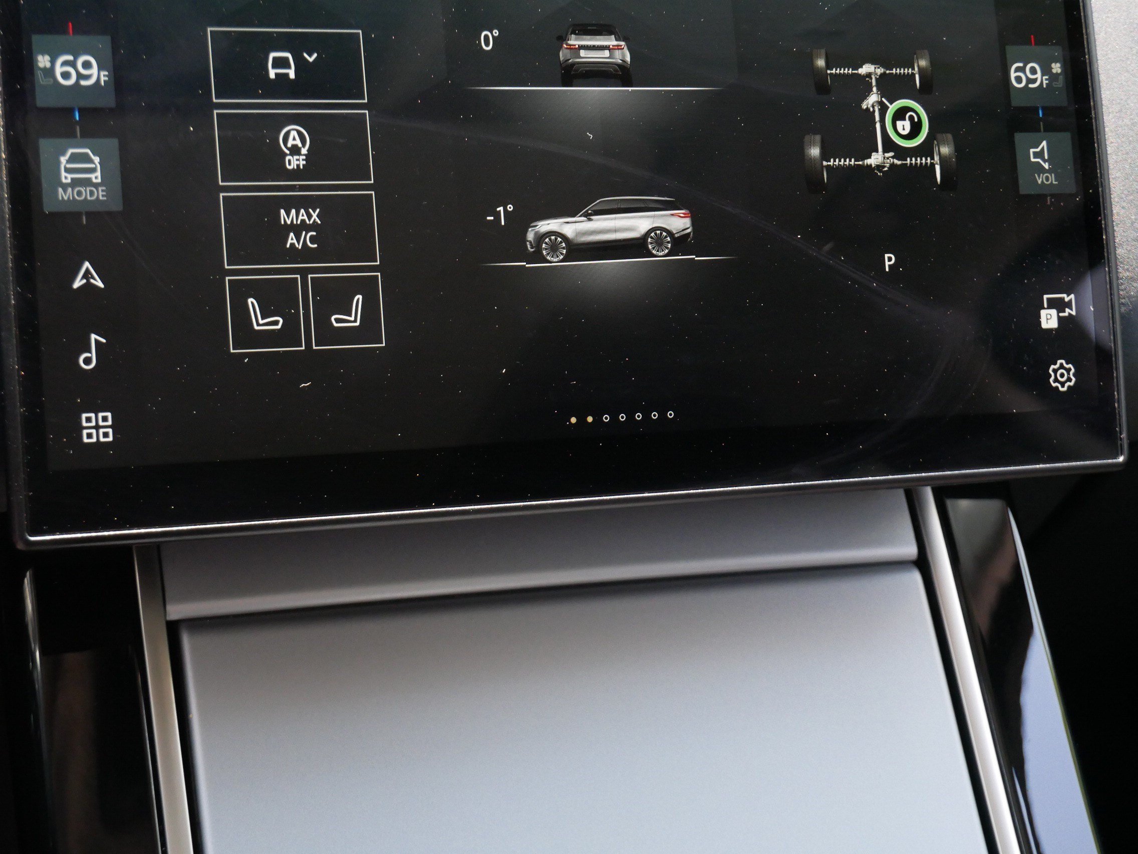 Used 2024 Land Rover Range Rover Velar S AWD/4WD image 23