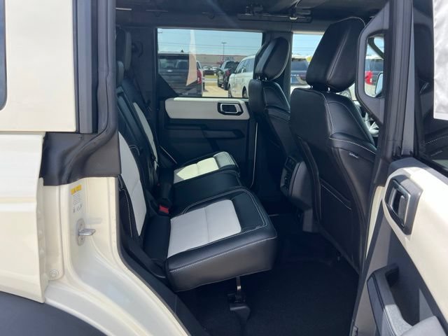 New 2026 Ford Bronco Outer Banks w/ Sasquatch Package AWD/4WD image 16