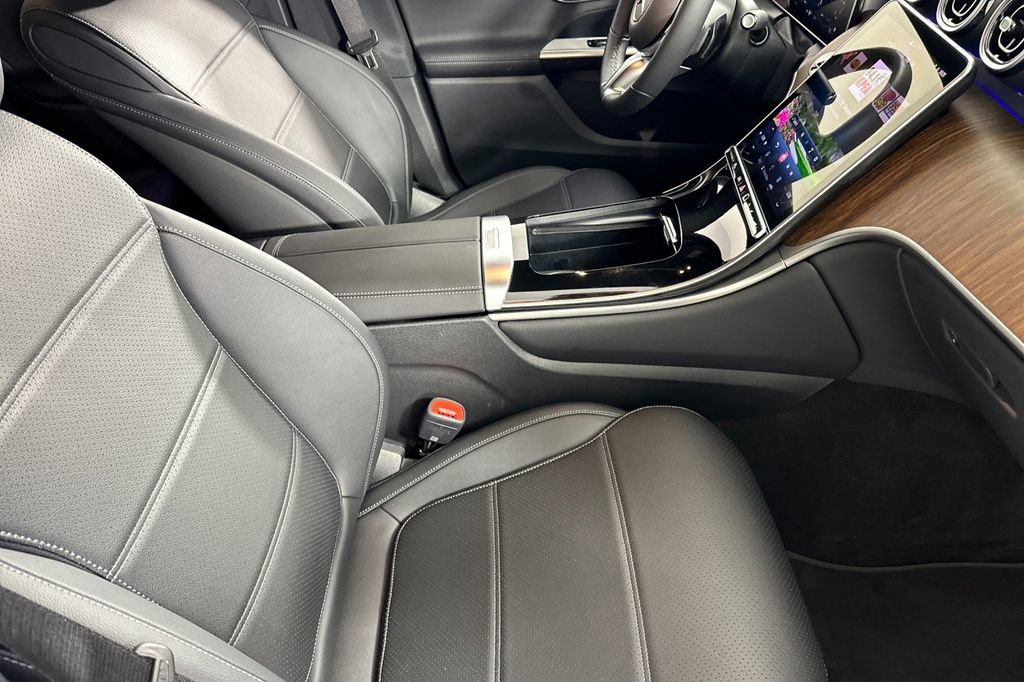 Certified 2026 Mercedes-Benz GLC 300 image 19