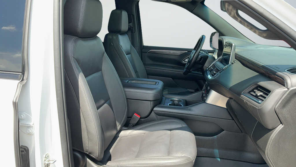 Used 2023 Chevrolet Tahoe Z71 w/ Luxury Package AWD/4WD image 22