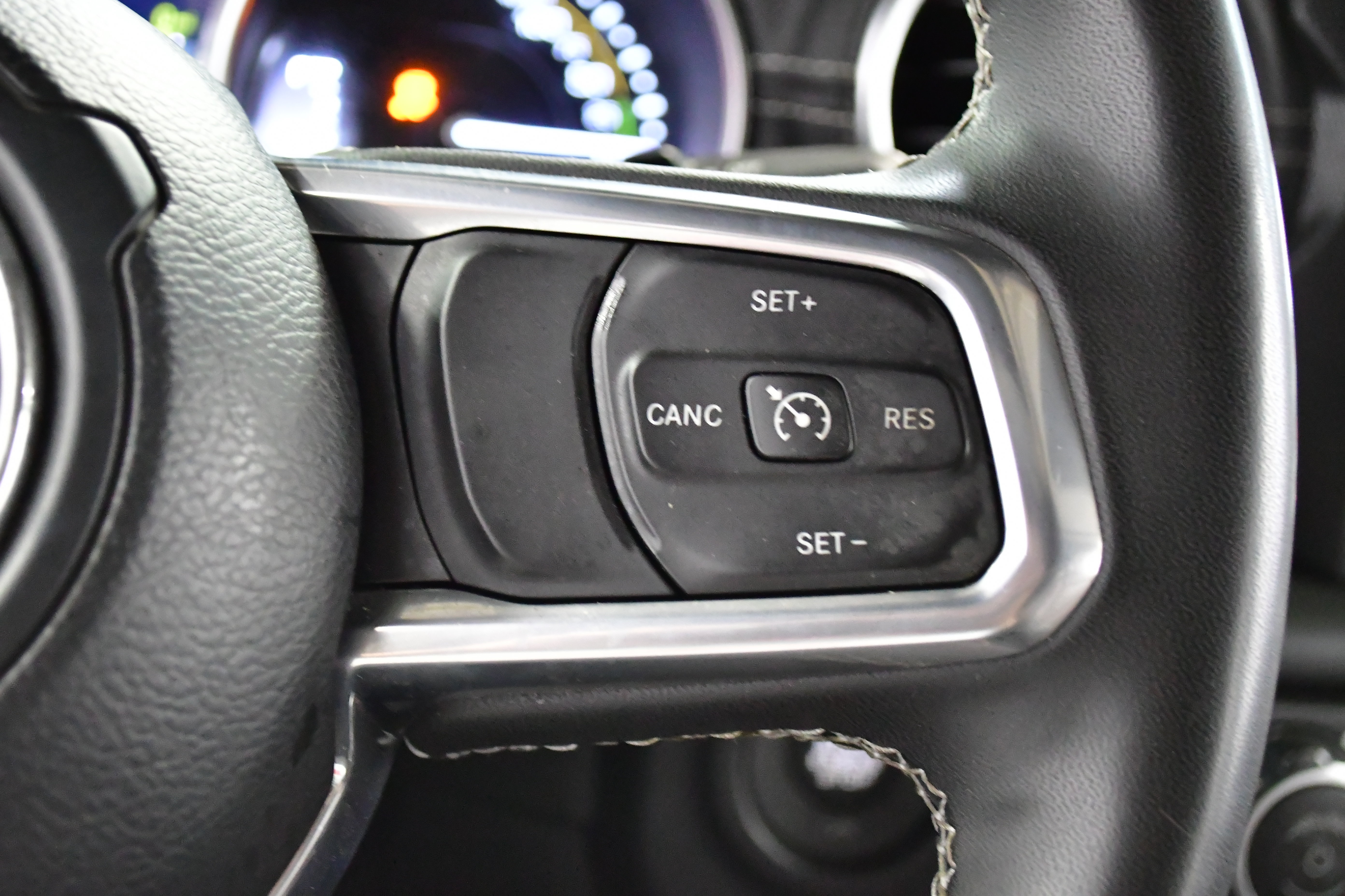 Used 2023 Jeep Wrangler Unlimited Rubicon 4xe w/ Cold Weather Group AWD/4WD image 22