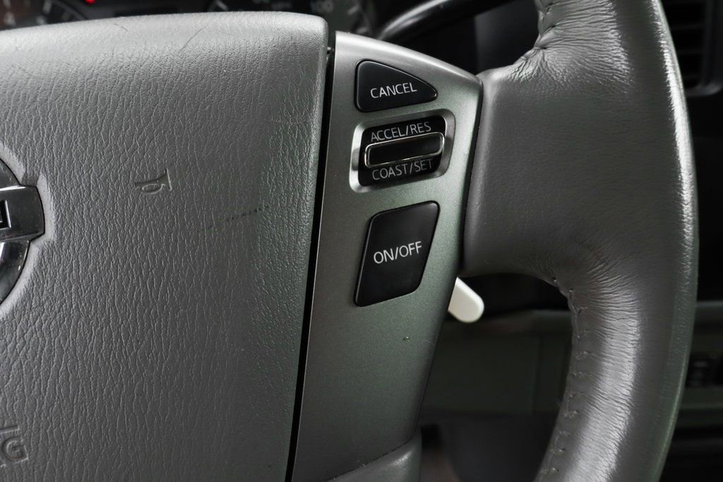 Used 2020 Nissan NV 3500 SL image 25