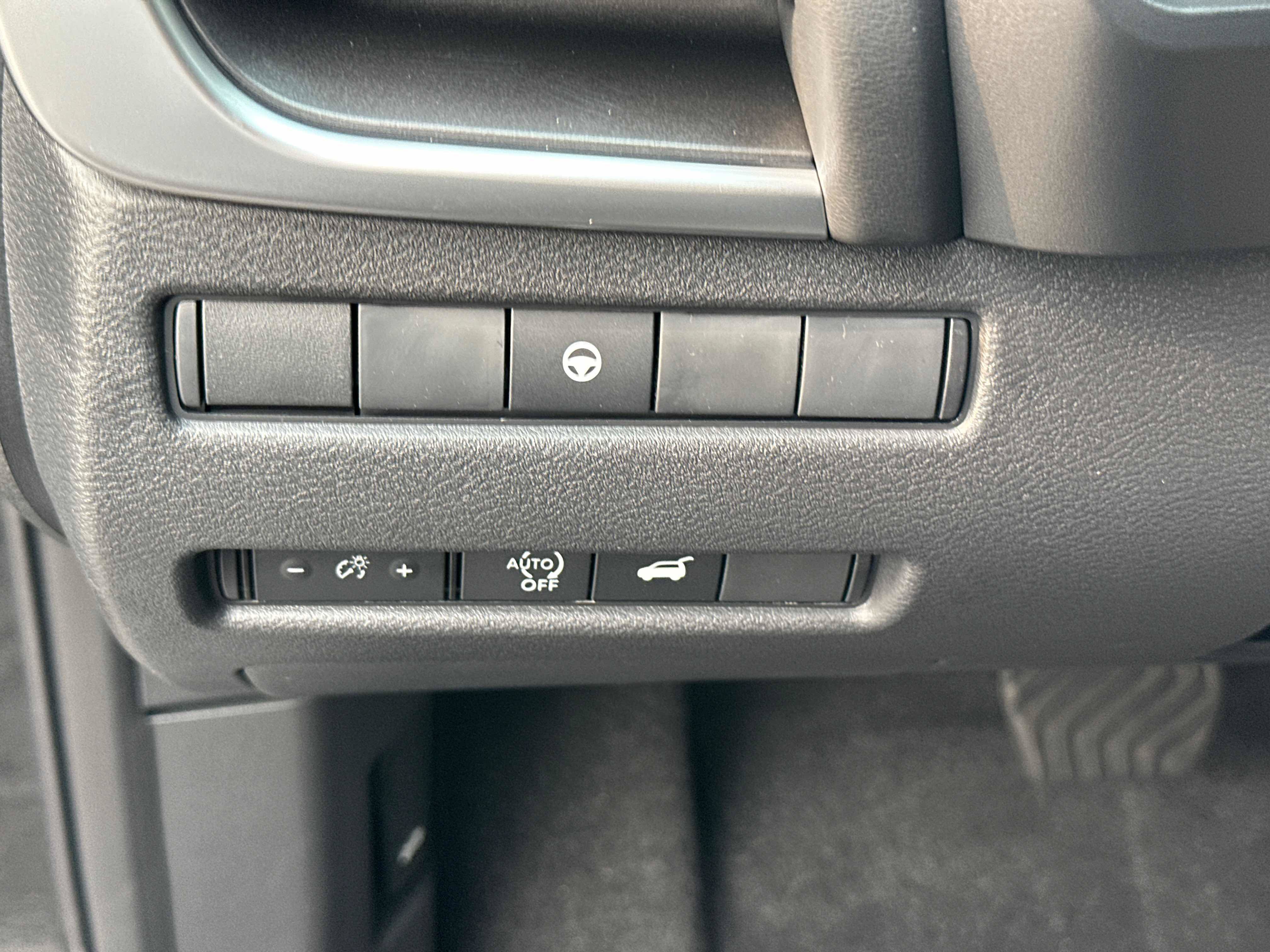 New 2026 Nissan Rogue SV w/ Cold Weather Package AWD/4WD image 21