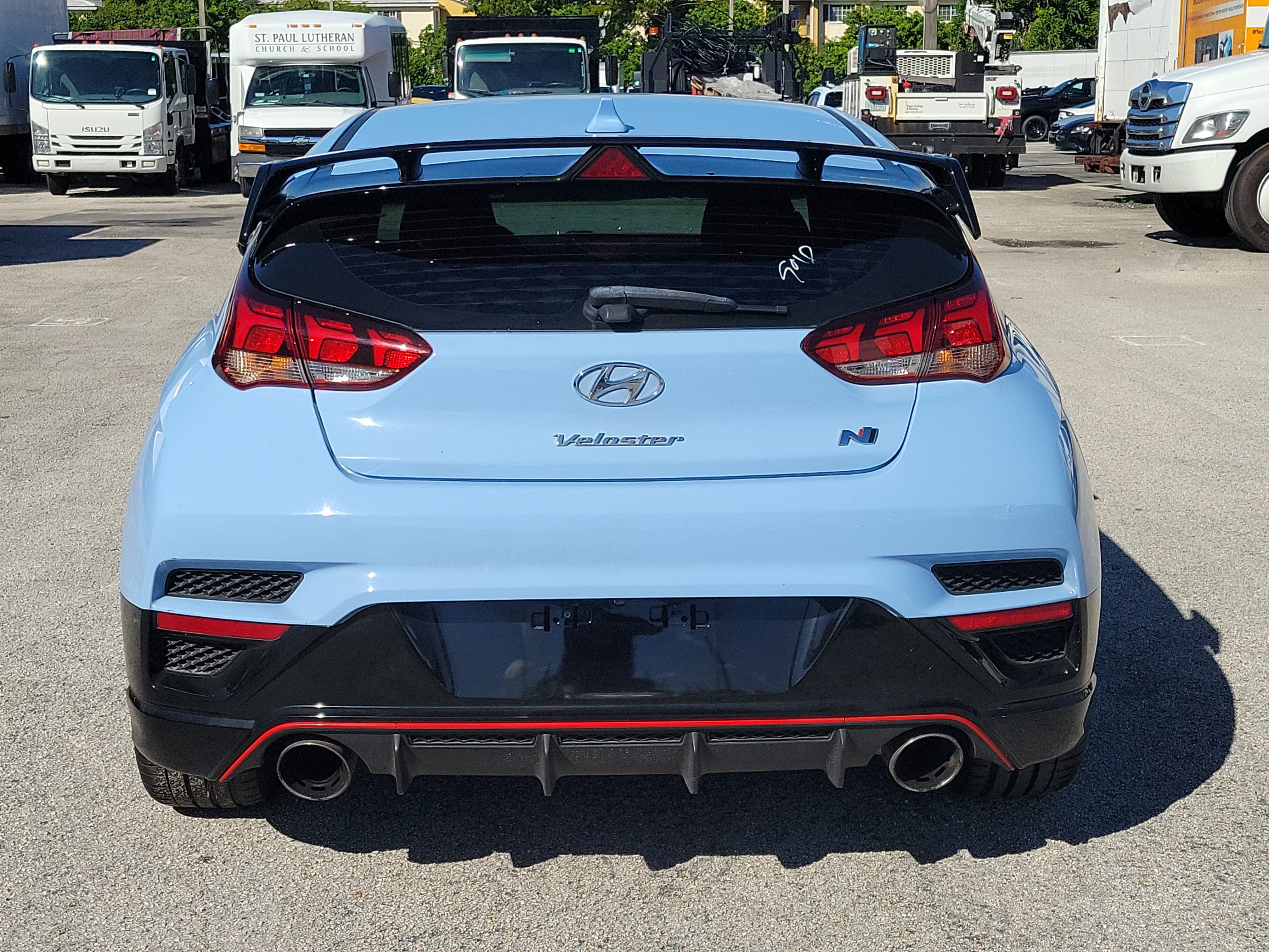 Used 2020 Hyundai Veloster N w/ Performance Package FWD image 4